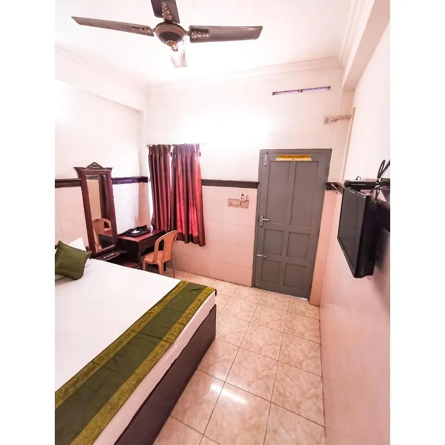 New As Tourist Home Kochi Lodge