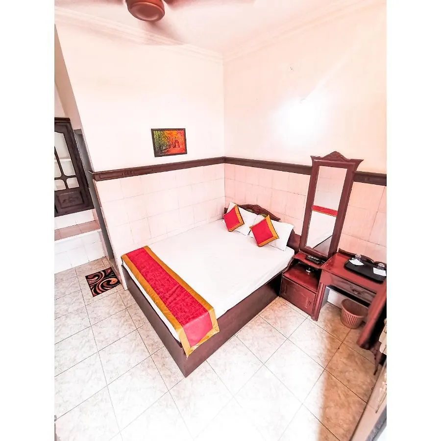 New As Tourist Home Kochi Lodge