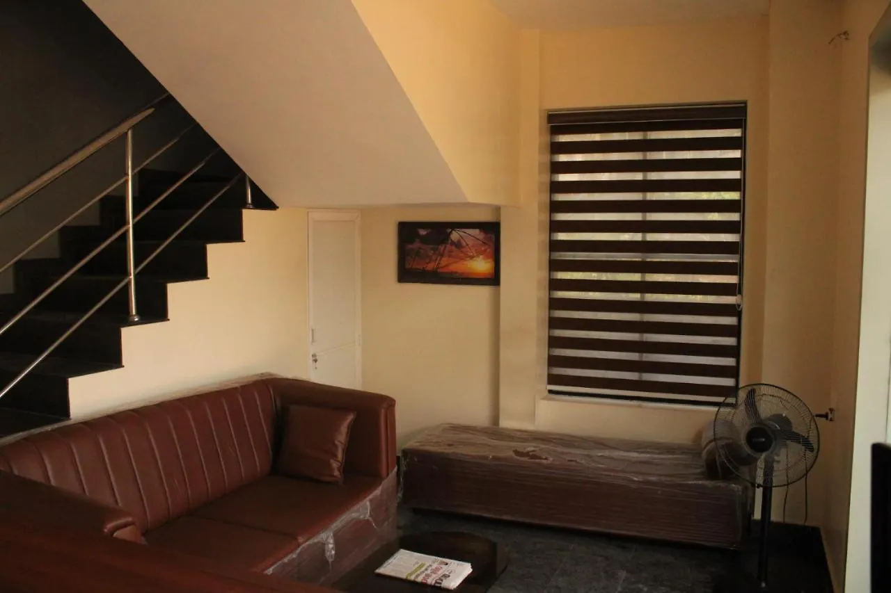 New As Tourist Home Kochi India